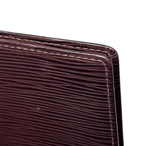 Louis Vuitton Long Wallet / Passport Case - Picture 8 of 14